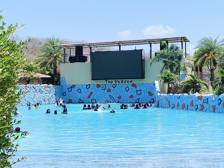 An exciting trip to The Heaven Water Park organized for the students by the institution.